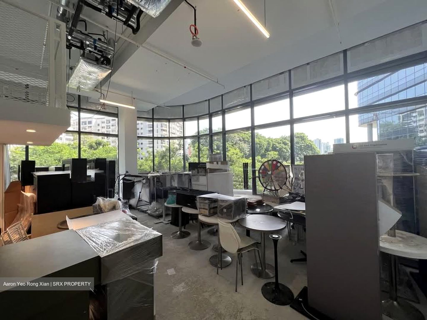 Woods Square (D25), Office #580615431